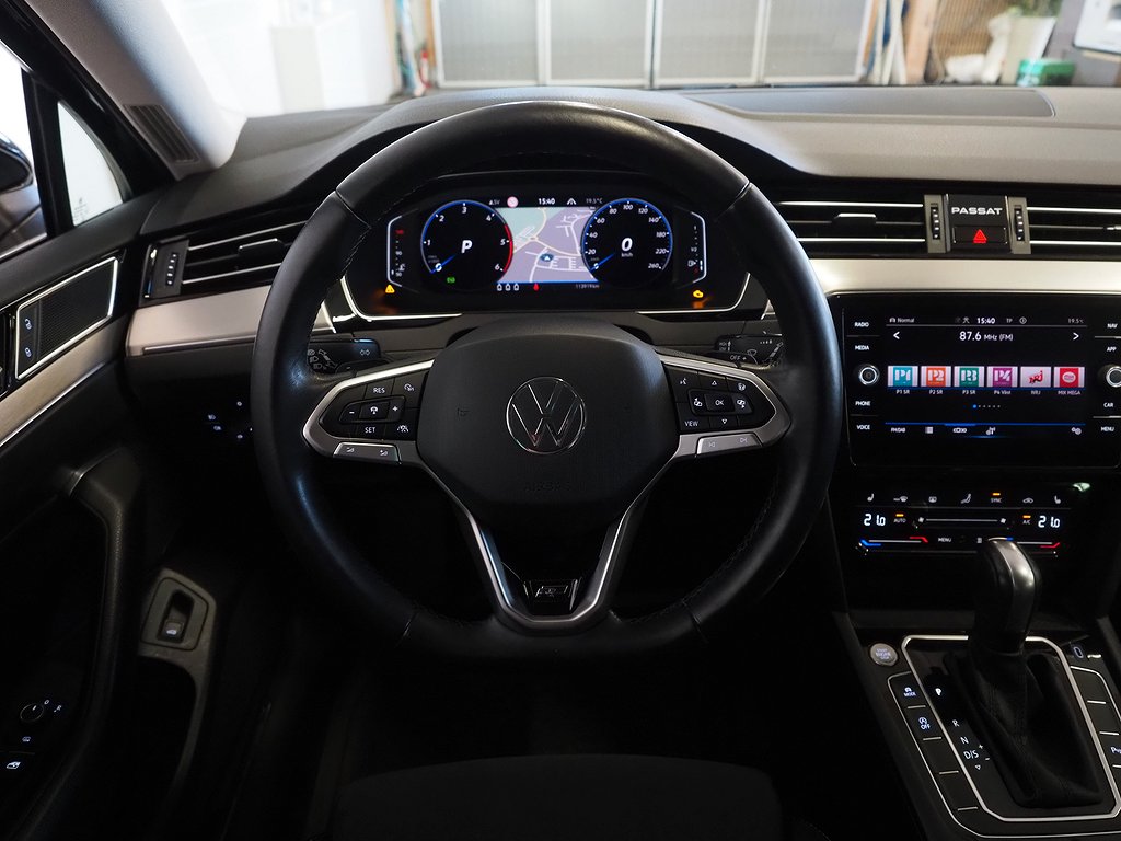Volkswagen Passat TDI 200hk 4M R-Line |Drag|D-värm|Cockpit| 2022