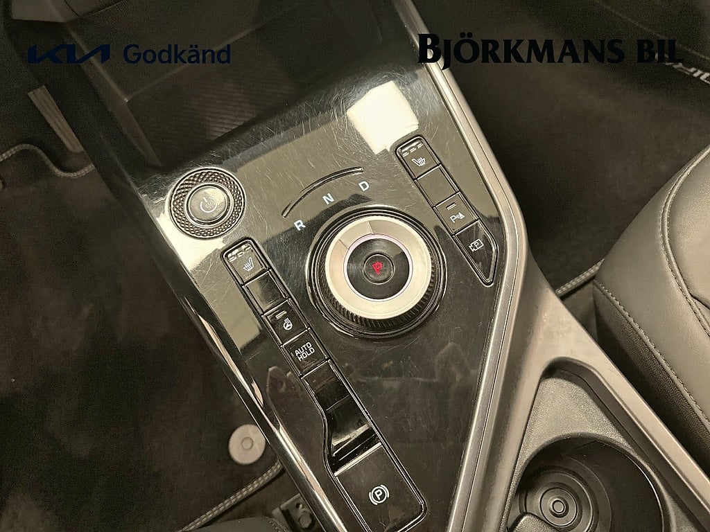 AKP04T