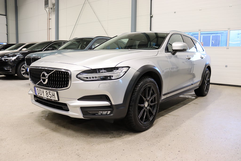 Volvo V90 Cross Country D4 AWD B- kamera kamrem bytt 2-Ägare Drag 190hk