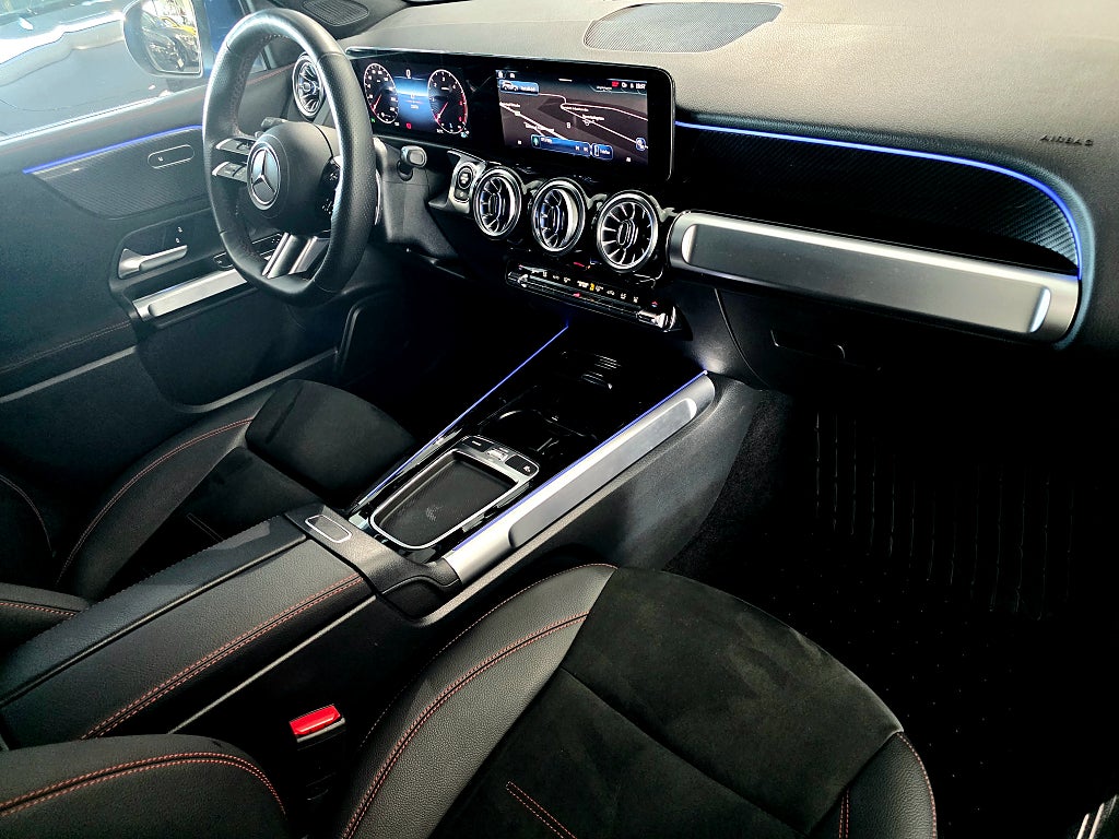 Mercedes-Benz GLB 220 d 4MATIC AMG Värmare Drag Advanced Plus - bild 4