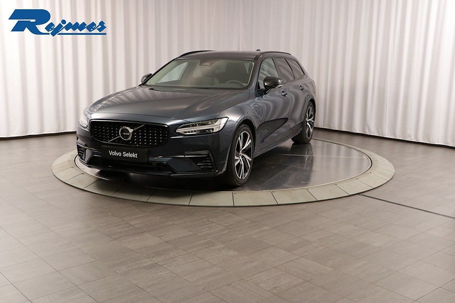Volvo V90 Recharge T6 Plus Dark