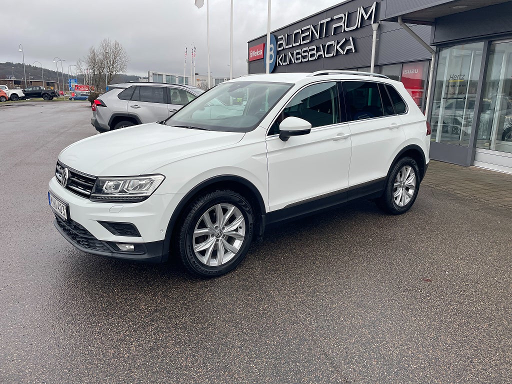 Volkswagen Tiguan 2.0TDI 4Motion,Drag,Värmare,AppelCarplay  