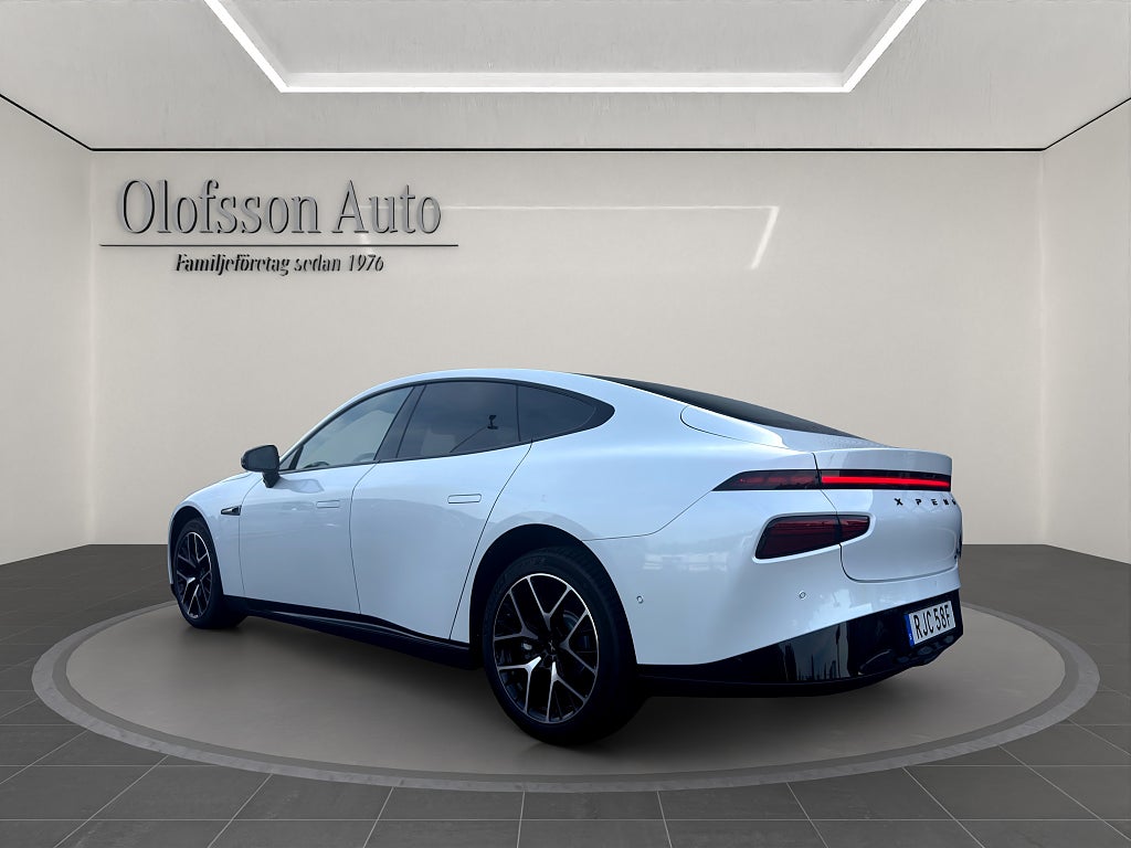 XPENG P7 AWD Performance 473HK - bild 4