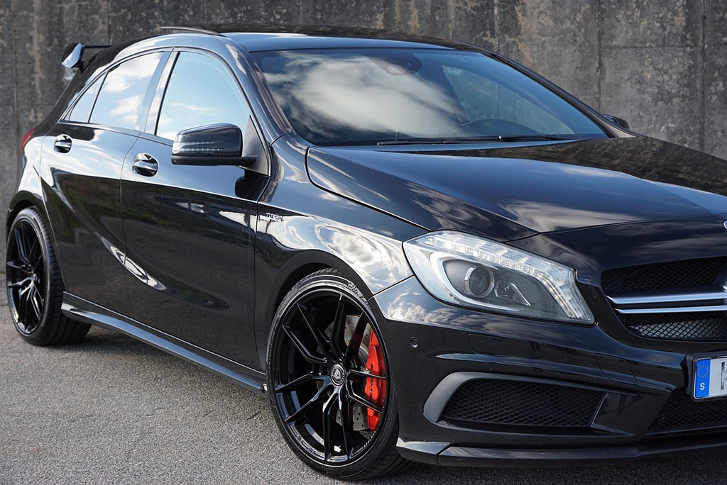 Mercedes-Benz A45 AMG 4MATIC 360hk|Pano|Skalstol|H&K|SE SPEC|