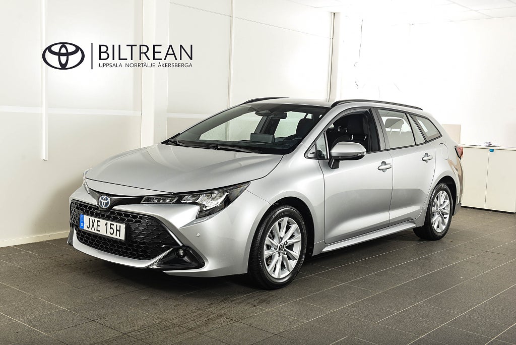 Toyota Corolla Kombi 1,8 Elhybrid Active Plus 140hk MOMS Backkamera 