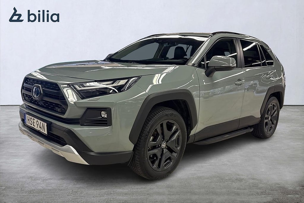 Toyota RAV4 Hybrid AWD-i 2,5 | ADVENTURE | SIDOSTEG