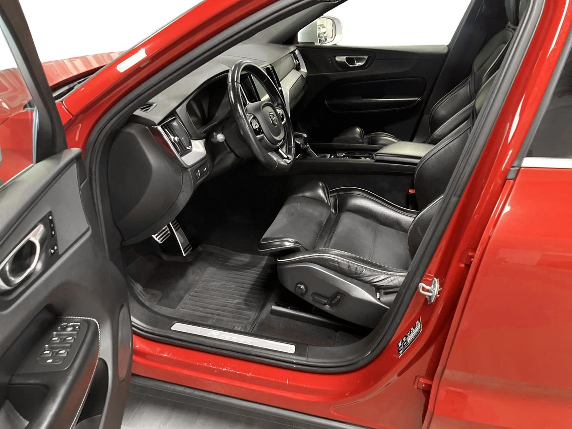 Volvo XC60 2018, kuva 6/52
