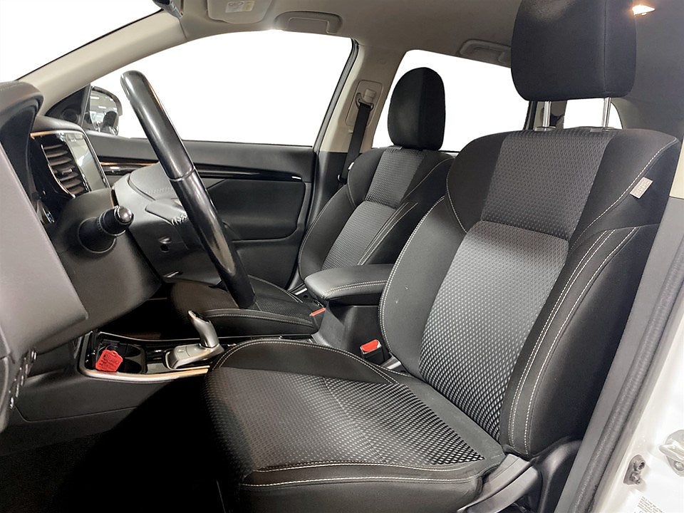 Bild på Mitsubishi Outlander Fleet Edition PHEV CVT 224hk Aut 4WD - B-KAMERA, NAV