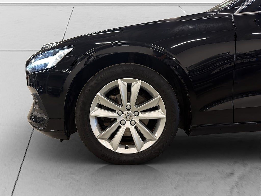 Volvo V60 II B4 Mom Adv Navi Pro Ed, 2 brukare, H/K, Läder