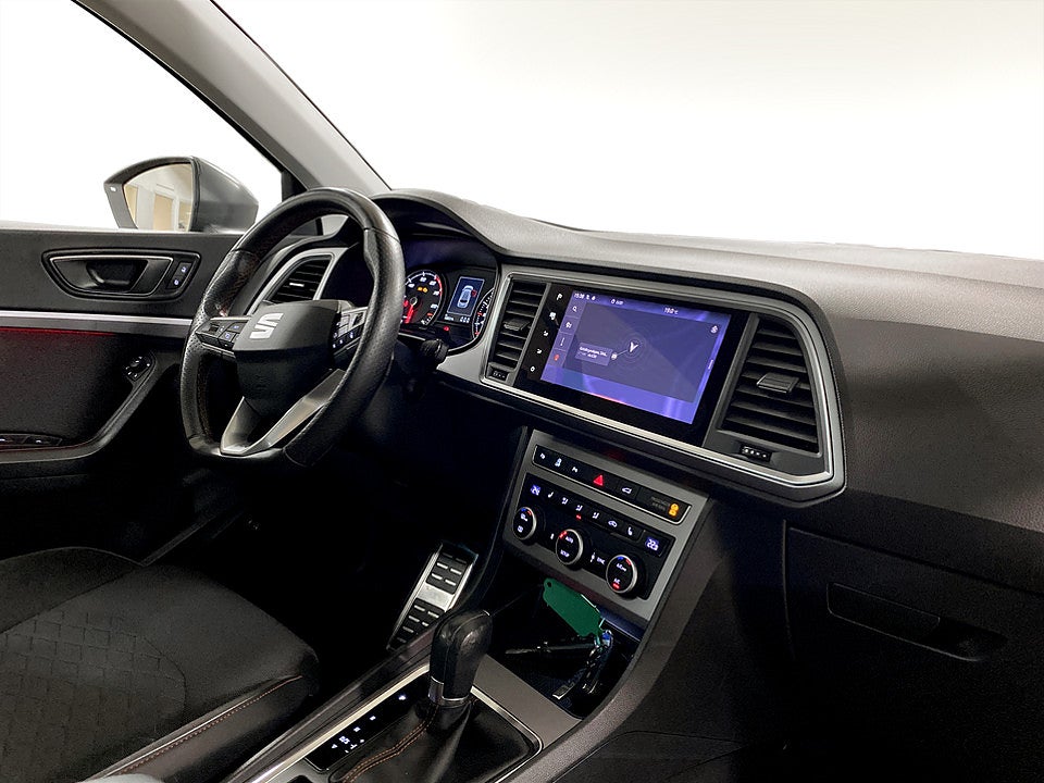 Bild på Seat Ateca FR 2.0 TSI 190hk Aut 4WD PANO B-KAMERA DRAG