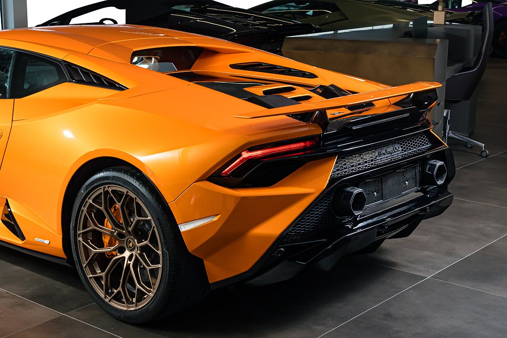 Gallery image 15 of 17