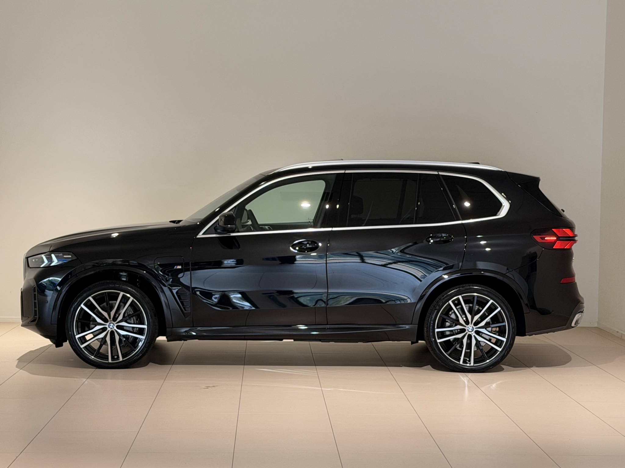 BMW X5 xDrive 50e, M-Sport-Business Ed 2026, photo 2/46