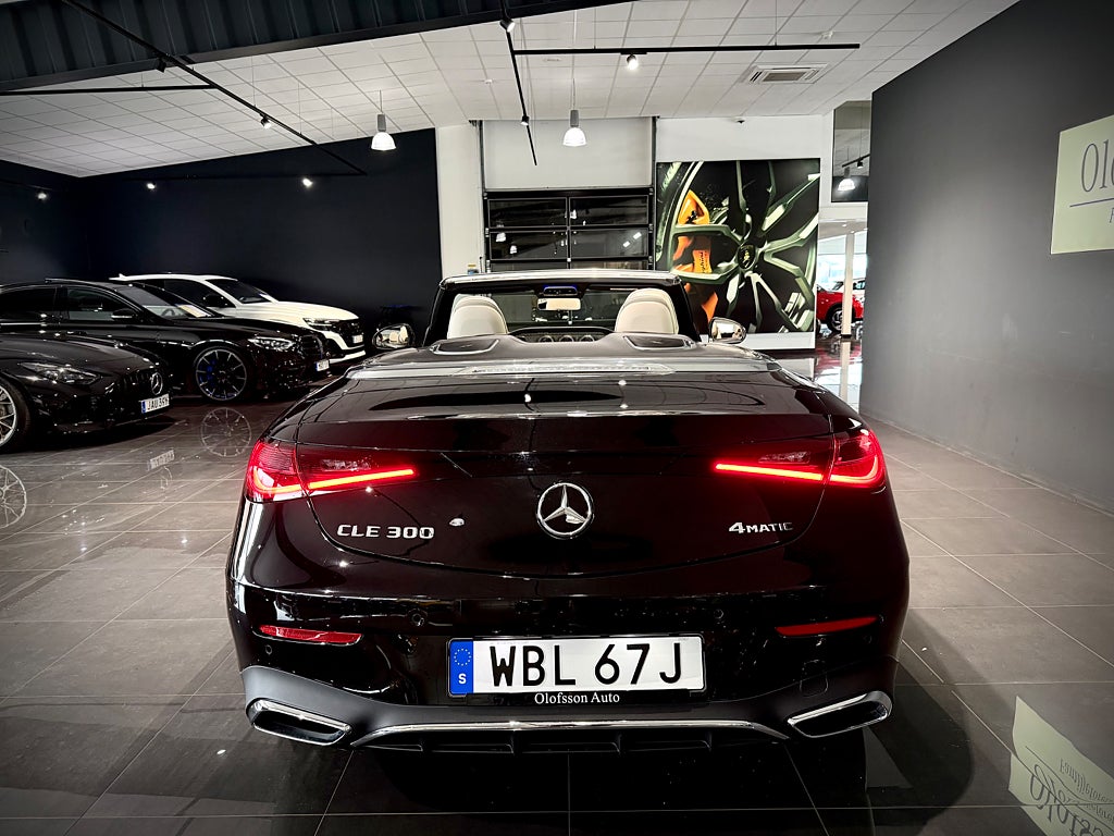 Mercedes-Benz CLE 300 4MATIC Cabriolet AMG Premium Läder Drag Burmester - bild 16