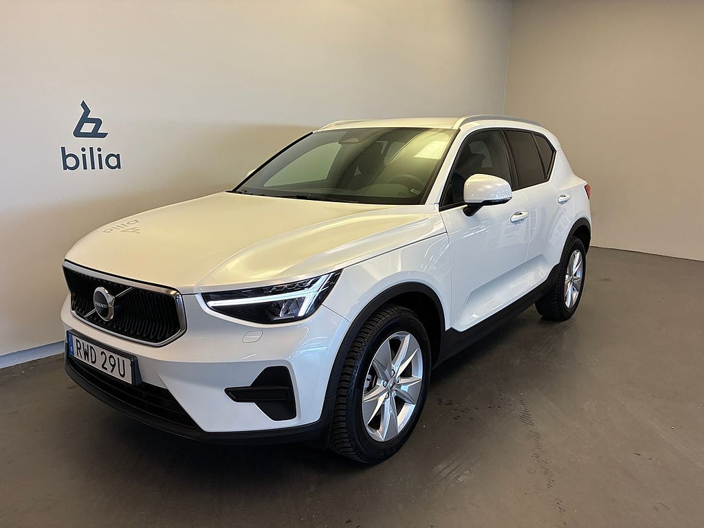 Volvo XC40 B4 FWD Bensin Core SE II / Keyless / Navigatio...