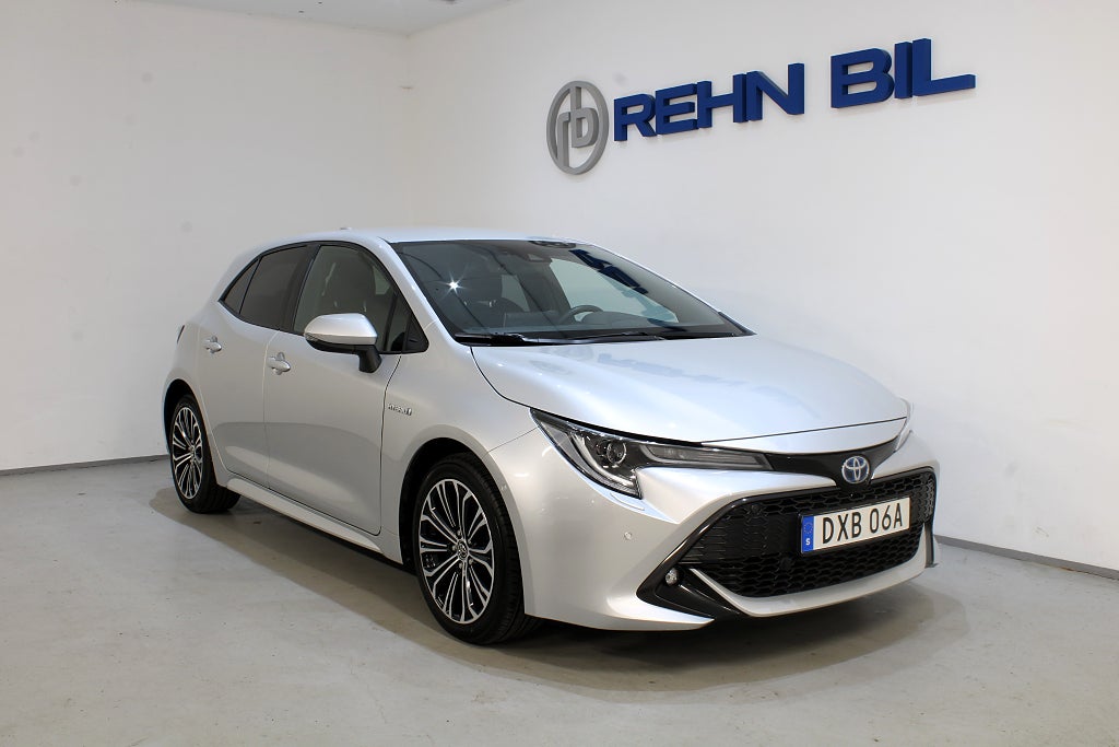 Toyota Corolla Hybrid 1.8 STYLE Värmare Backkamera 123hk