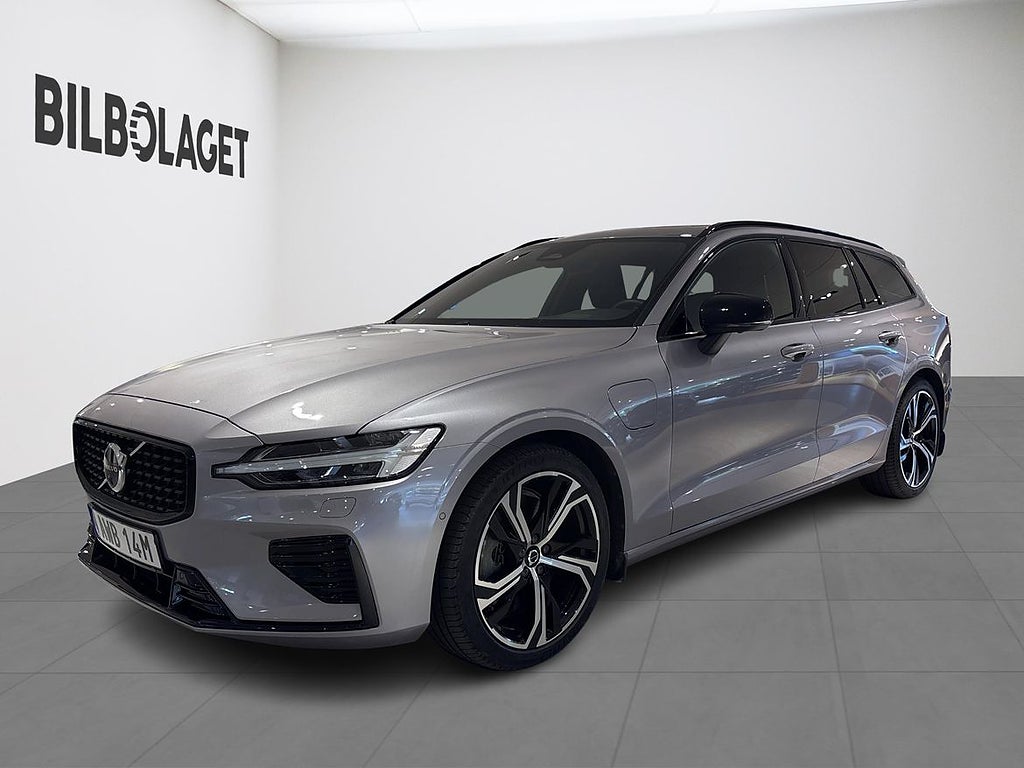 Volvo V60 T6 Plus Dark Nordic Edition(PANO/DRAG/360KAMERA)