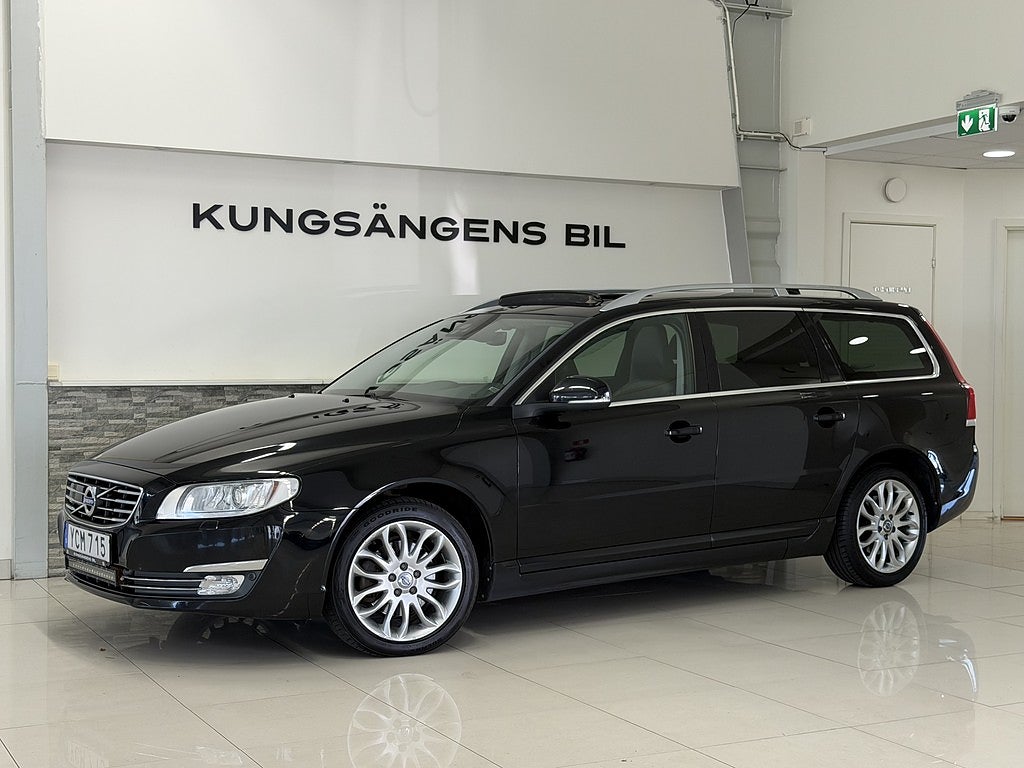 Volvo V70 D4 Summum Classic Taklucka Drag Värmare VOC NYKAMREM