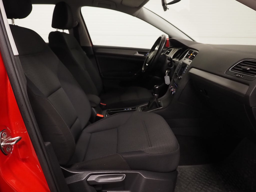 Volkswagen Golf 5-dörrar 1.2 TSI 110hk -16 2016