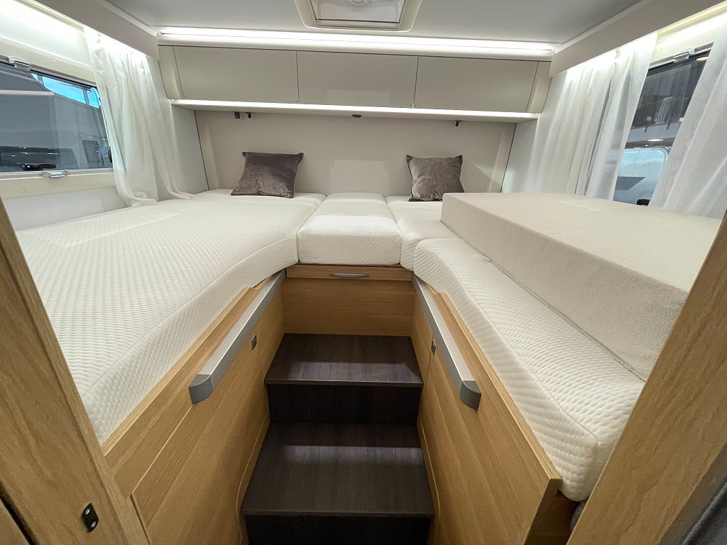 Adria Coral Axess 670 SL /Automat140hk/Elpatron/B-körkort - Adria