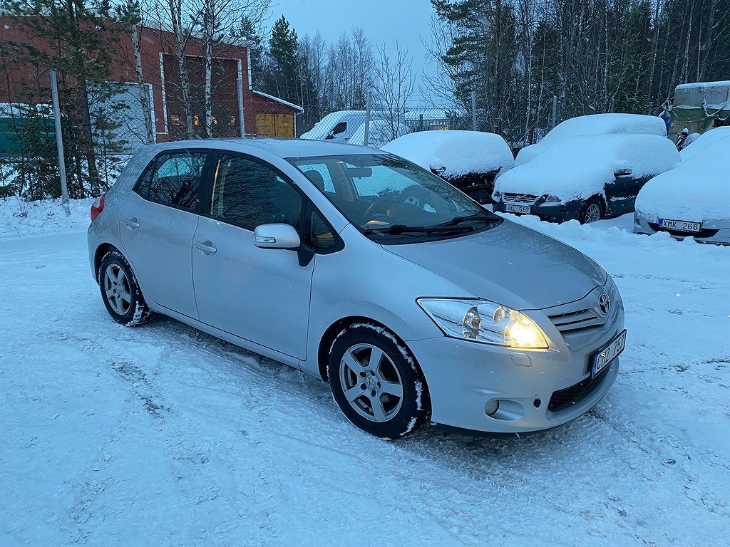 Toyota Auris 5-dörrar 1.4 D-4D Plus Euro 4