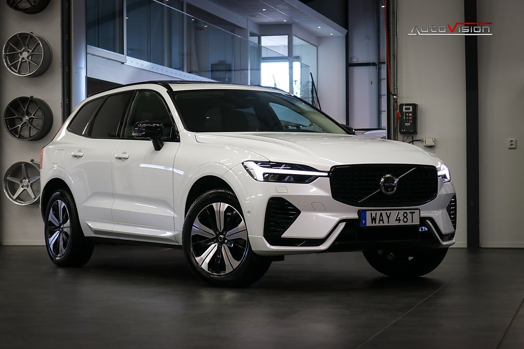 Volvo XC60 Recharge T6 AWD 350hk Plus Dark PANO 360 DRAG SKINN 20"