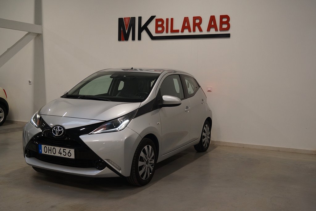 Toyota Aygo 5dörrar 1.0VVT-i X-PLAY Touch/LågMil/ 3.95%Ränta