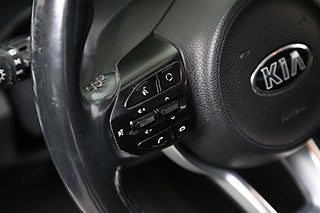Halvkombi Kia Rio 15 av 24