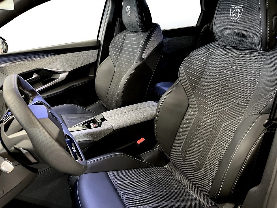 Bild på Peugeot 5008 GT Hybrid 145hk Aut - NYA VINTERHJUL INGÅR!
