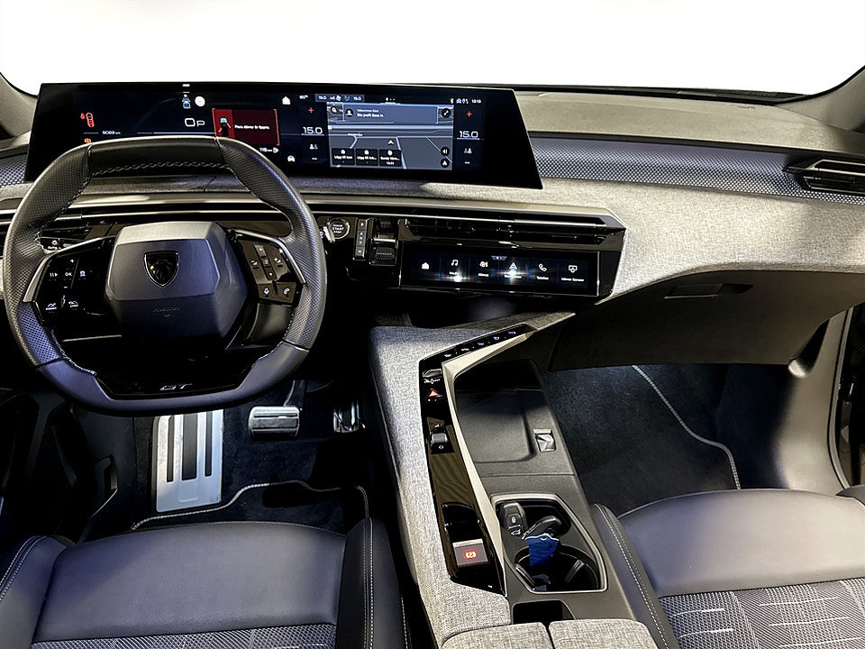 Bild på Peugeot 5008 GT Hybrid 145hk Aut 7-SITS BACKAMERA CARPLAY