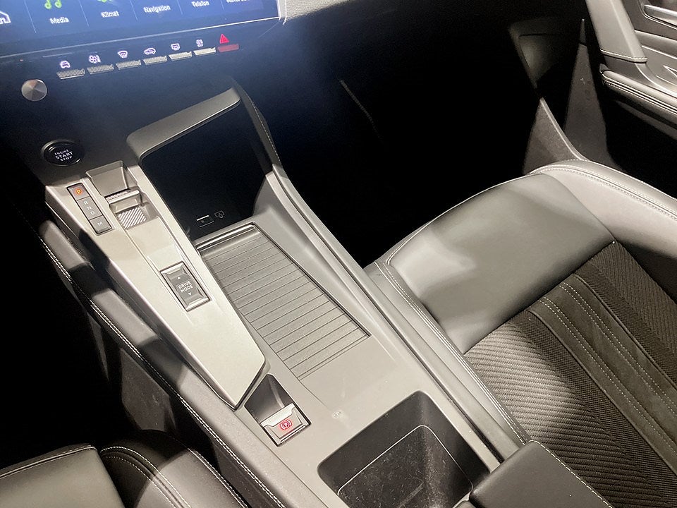 Bild på Peugeot 308 SW GT 1.2 PT 130hk Aut - 360-KAMERA, CARPLAY