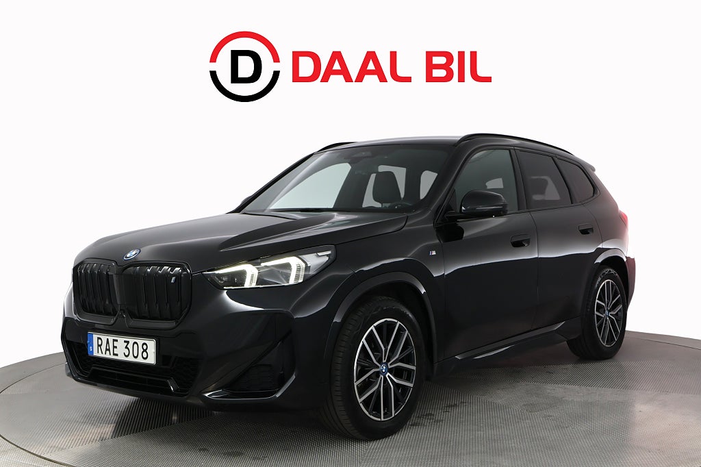 BMW X1 XDRIVE30 64,7kWh 306HK M-SPORT H/K® 3D-VIEW DRAG HUD 