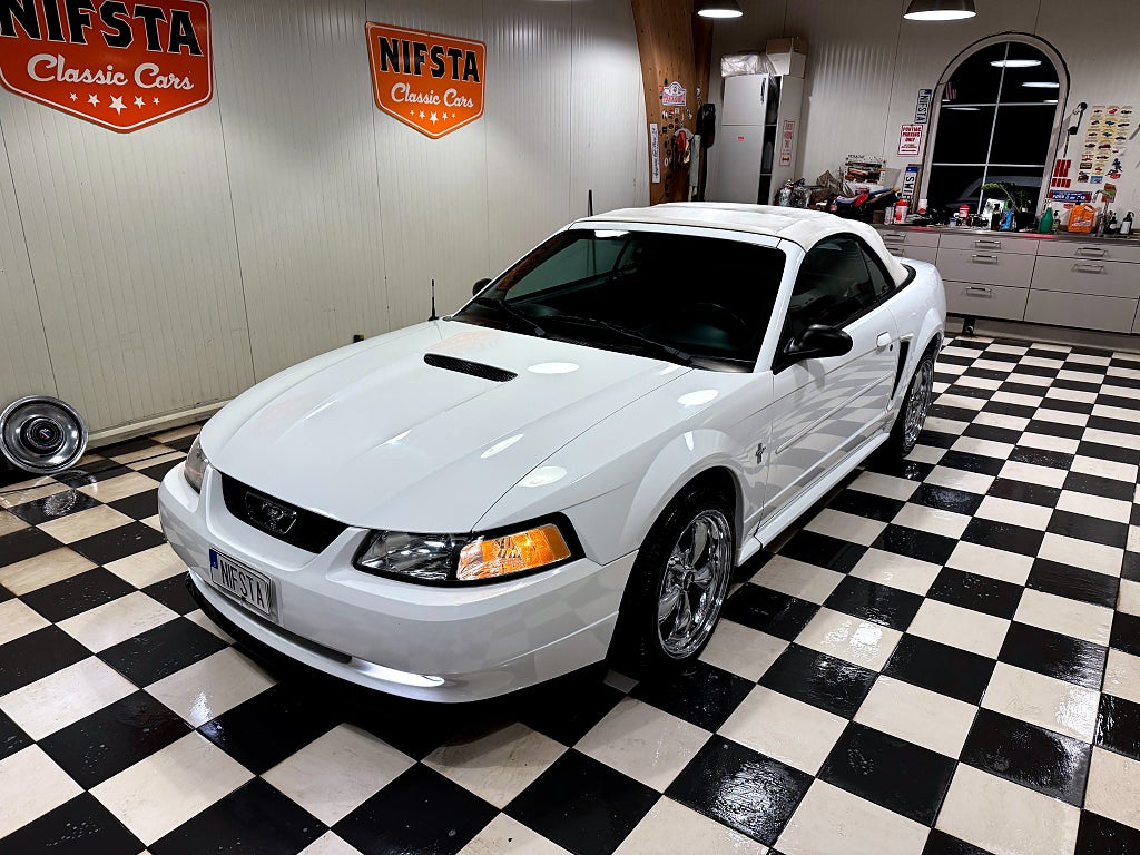 Ford Mustang Cabriolet 3.8 V6 SEFI
