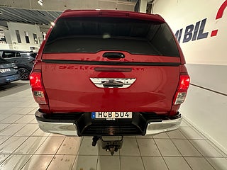 Toyota Hilux Dubbelhytt AWD Drag Dvärm Kamera Skinn MOMS SoV