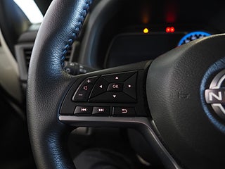 Halvkombi Nissan Leaf 19 av 21