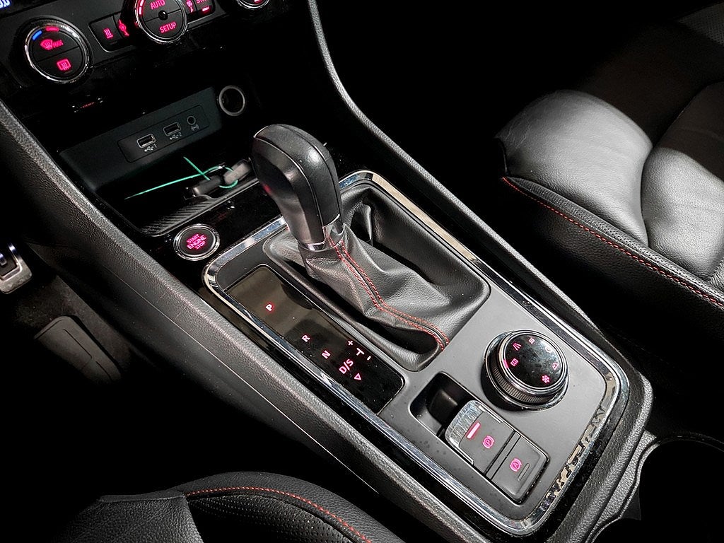 Bild på Seat Ateca FR 2.0 TSI 190hk Aut AWD - PANO,B-KAMERA,DRAG