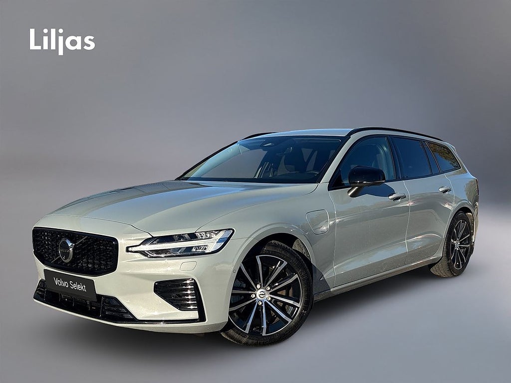 Volvo V60 T6 AWD Plus Dark Nordic Edition//360-kamera//Drag