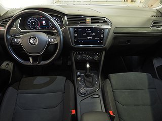 SUV Volkswagen Tiguan 12 av 23