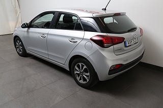 Halvkombi Hyundai i20 4 av 25