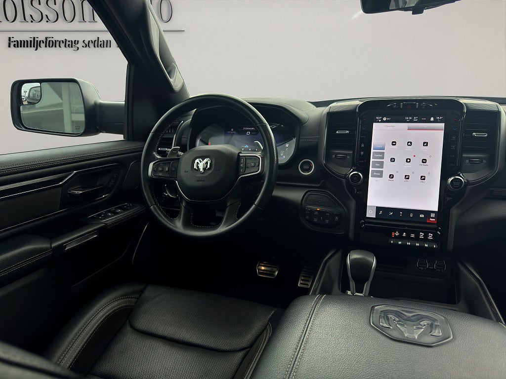 Dodge RAM Crew Cab V8 HEMI 1500 4×4 Rebel G/T Package - bild 11