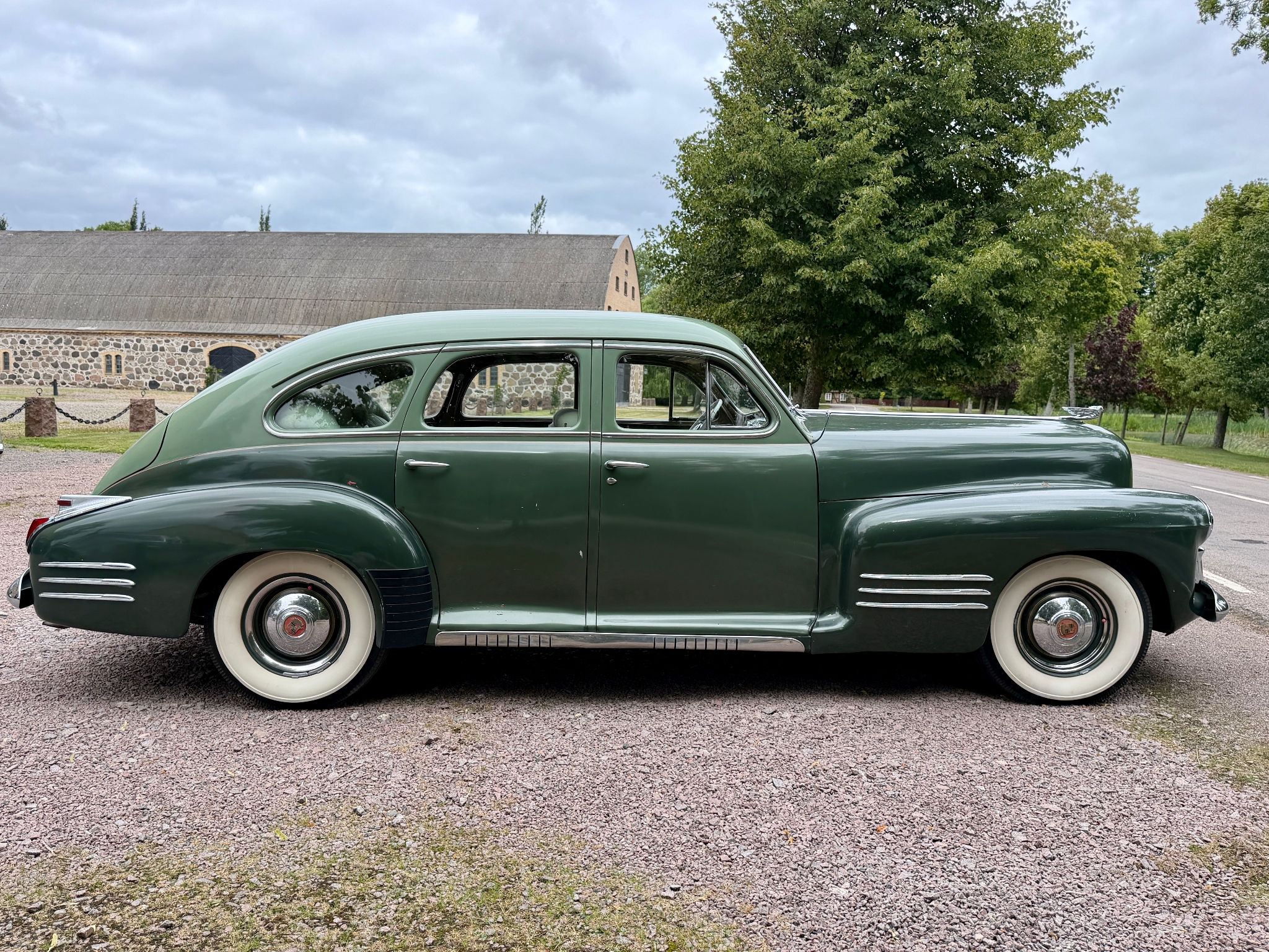 Cadillac Serie 61 Fastback Sedan 1941, bild 6/57