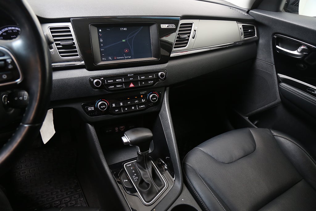 Kia Niro Hybrid 141hk Advance Plus Aut Motorv Dragkrok 2019