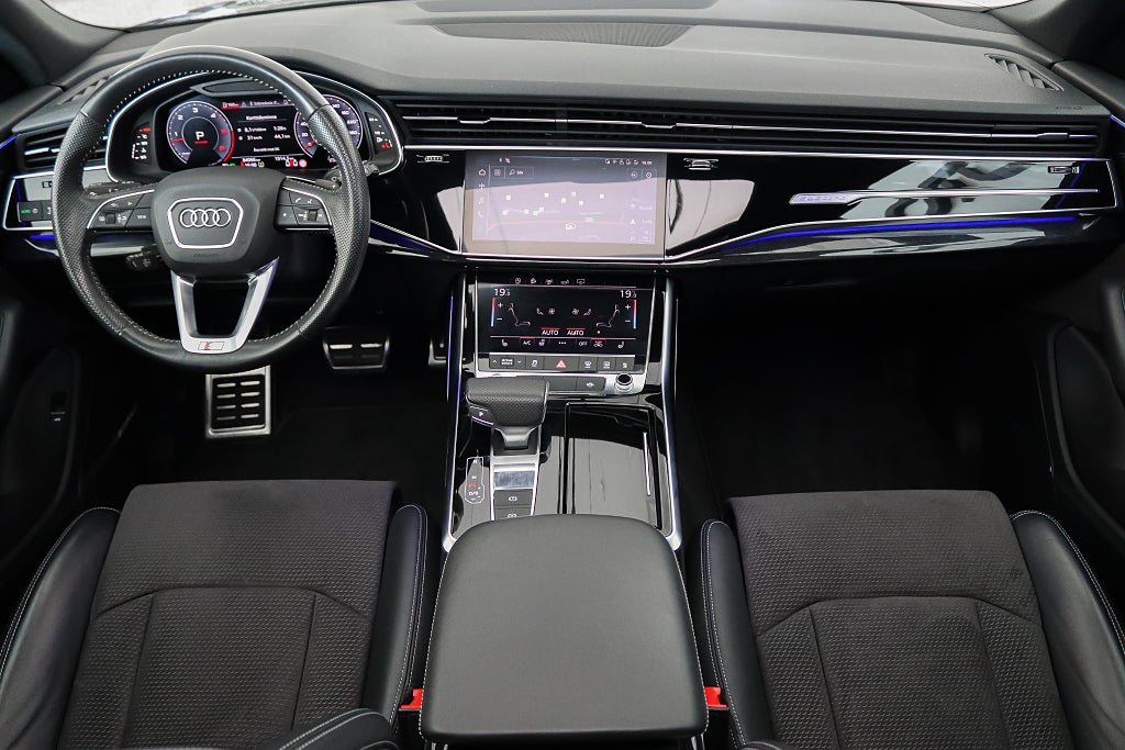 Audi Q8 50 TDI Quattro S Line B&O Panorama Matrix Värmare