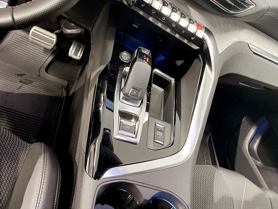 Bild på Peugeot 3008 GT 1.2 PT 130hk Aut KAMPANJRÄNTA 3,99%