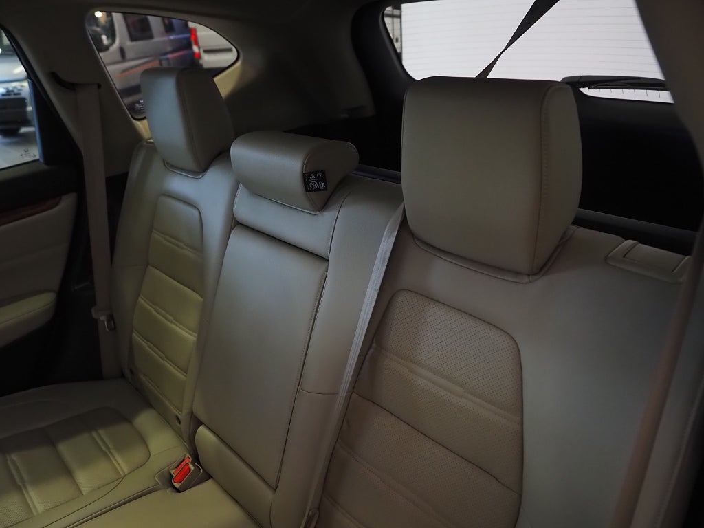 Honda CR-V Hybrid AWD E-CVT Executive Kamera Navi Pano Skinn 2019