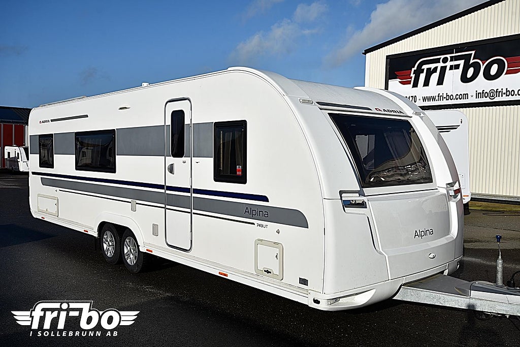Adria 743 UT Alpina, Barnkammare