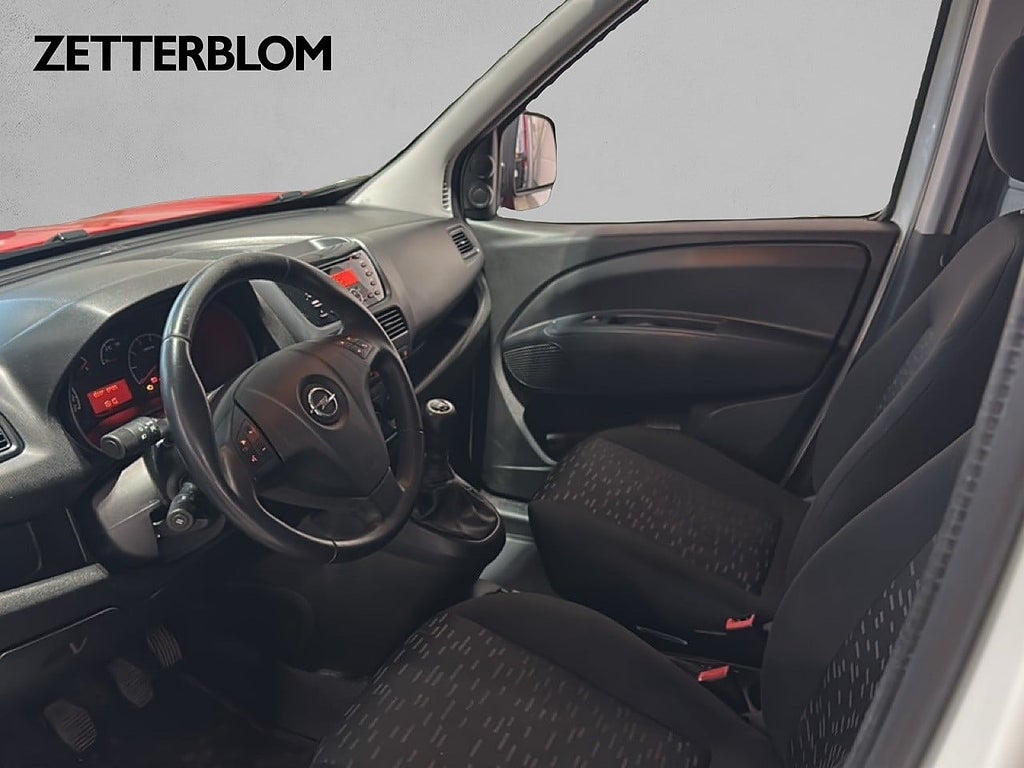 Transportbil - Skåp Opel Combo 8 av 16