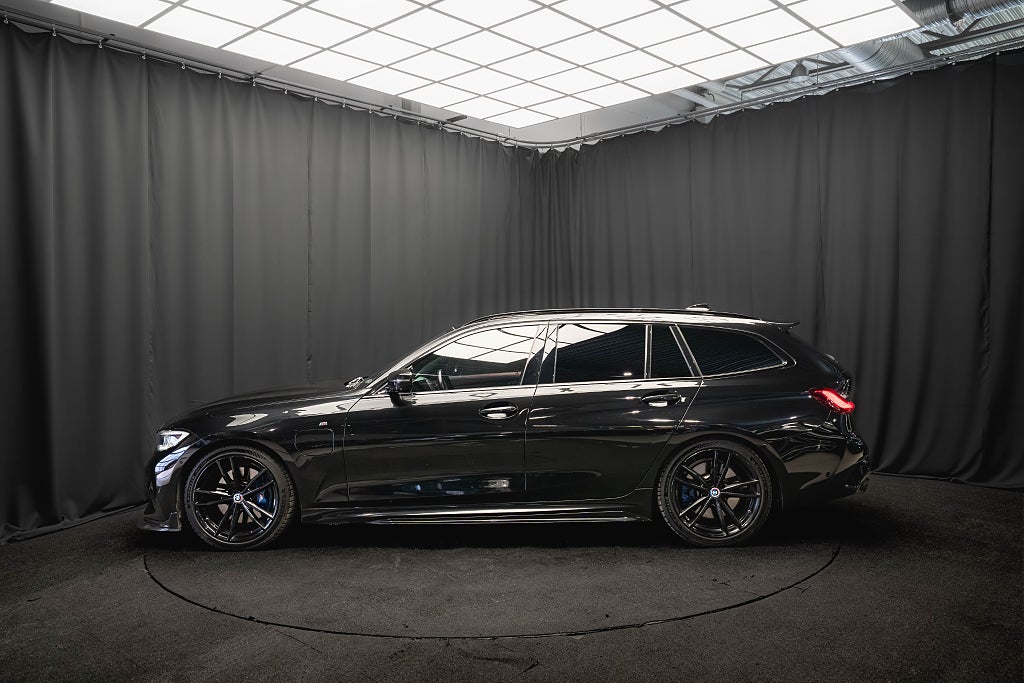 BMW 330e xDrive M Sport M-PERFORMANCE KIT LASER M-STOL MAX HUD