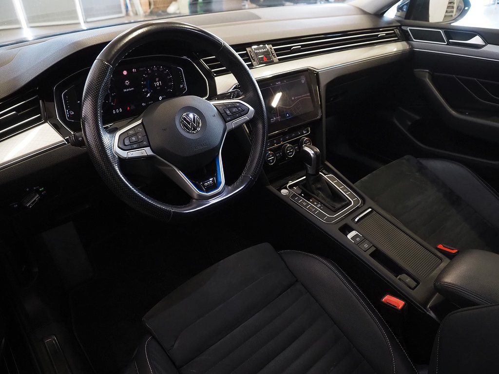 Volkswagen Passat SC GTE 218hk Plug-In |Drag|Cockpit|Matrix| 2020