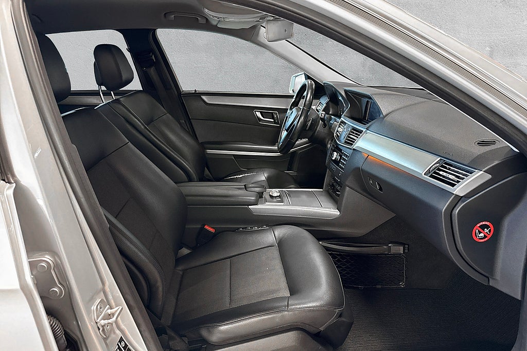 Mercedes-Benz E 220 CDI BlueEFFICIENCY Plus Avantgarde AMG Välservad