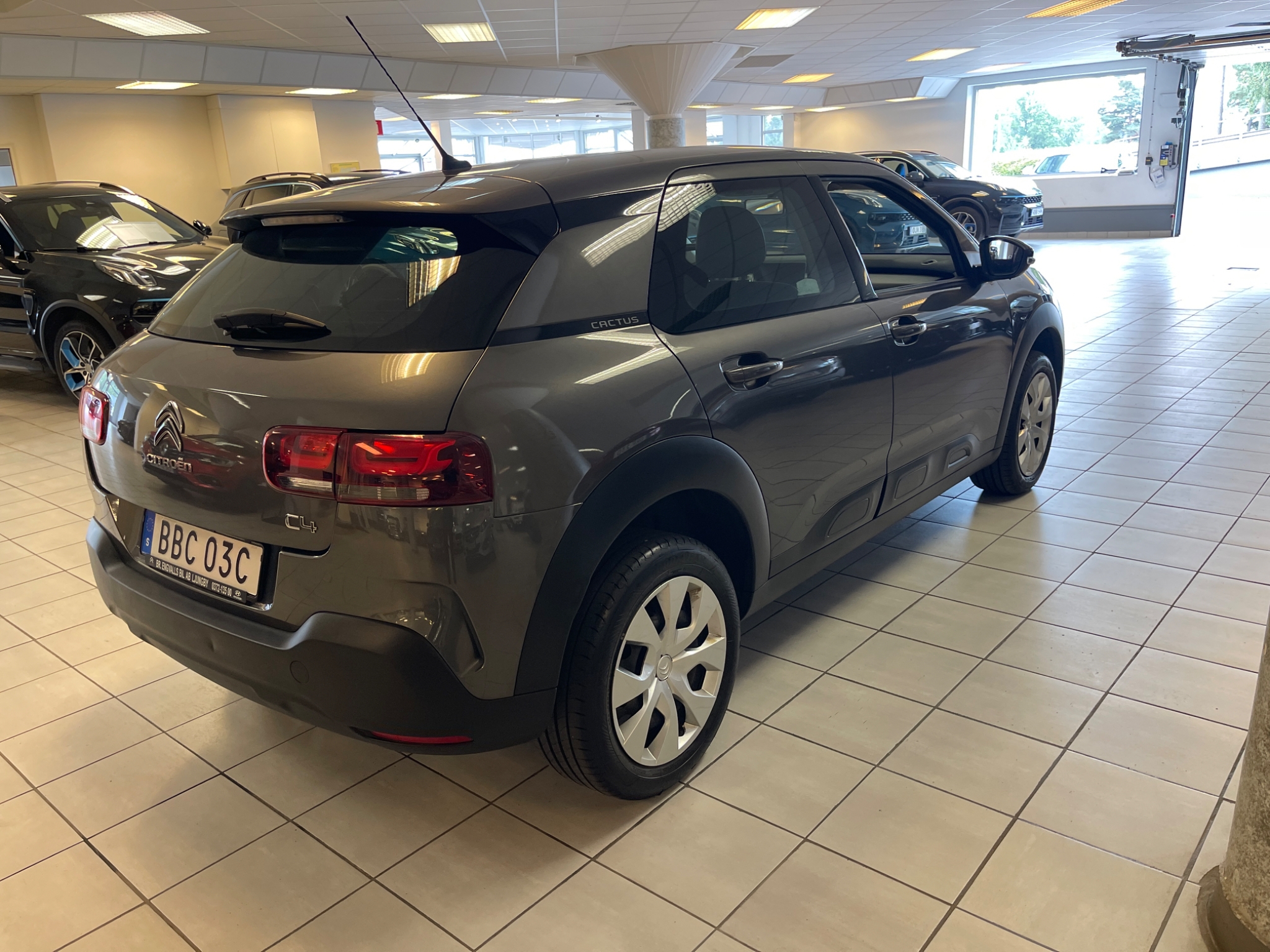 Citroen C4 Cactus 1.2 PureTech Euro 6 2020, photo 4/10